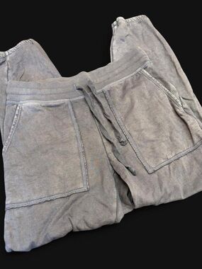 aerie charcoal gray casual jogger shorts